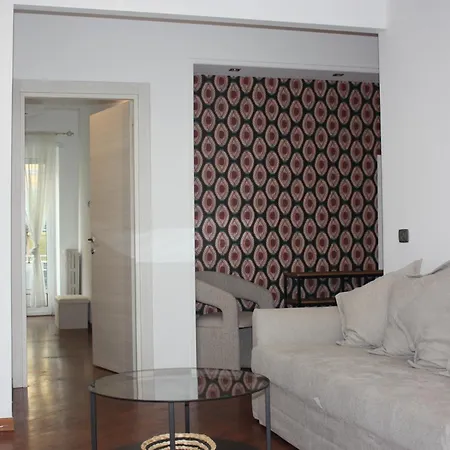 Vatican Terrace - Modern