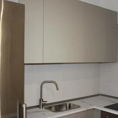 Vatican Terrace - Modern *