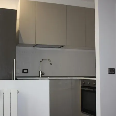 Vatican Terrace - Modern *