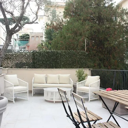 Vatican Terrace - Modern Róma