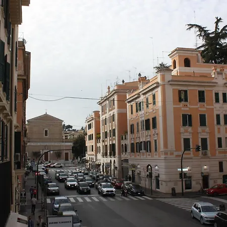 Vatican Terrace - Modern 公寓 *